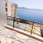 아파트 Agora Luxury 4