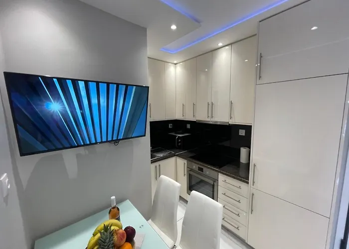 Agora Luxury 4 Апартаменты