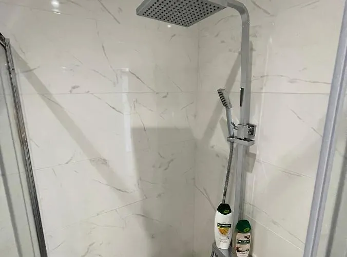 Agora Luxury 4 Loutráki